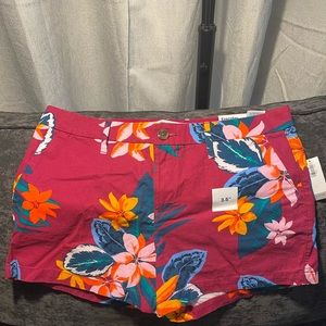NWT Old Navy Everyday Shorts 3.5” hem size 8